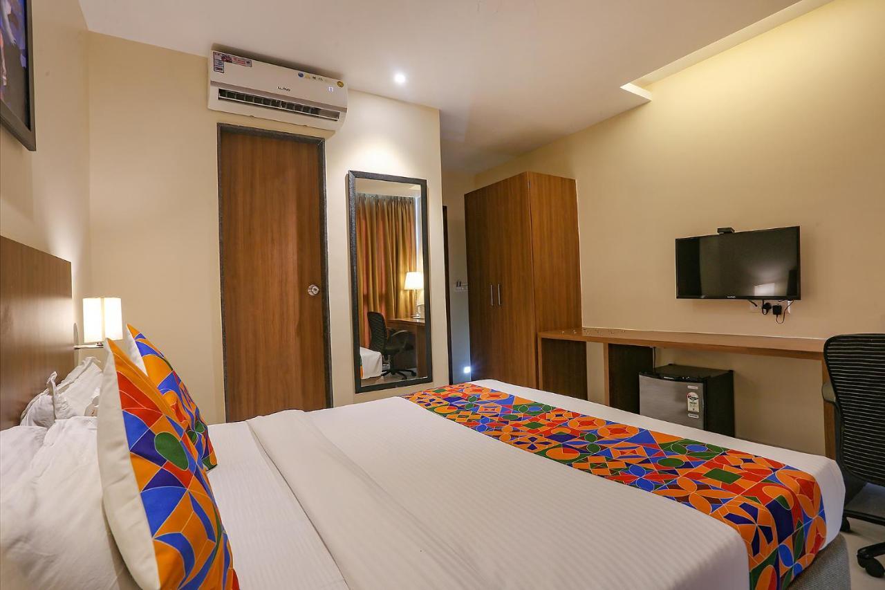 Fabhotel Royal International Mumbai Exterior foto