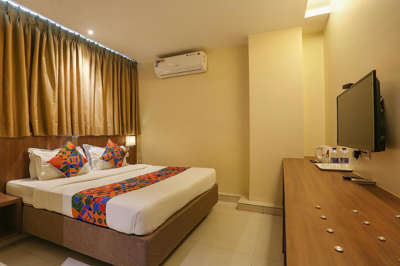 Fabhotel Royal International Mumbai Exterior foto